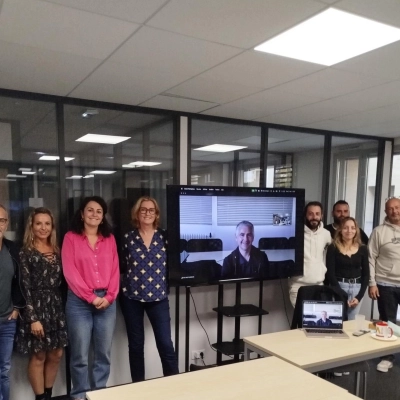 SI CONTACT & DWPRO se forment à l'IA